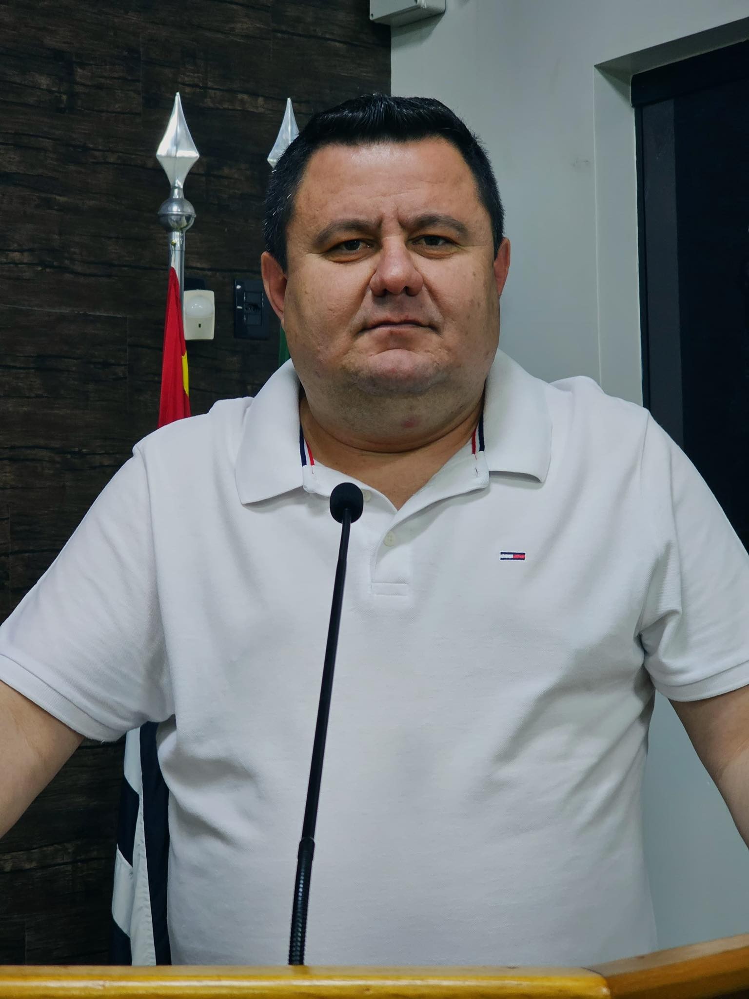 THIAGO DO DÉCIO PROPÕE SESSÕES ADAPTADAS PARA PESSOAS COM AUTISMO E COBRA AÇÕES CONTRA TRABALHO INFANTIL