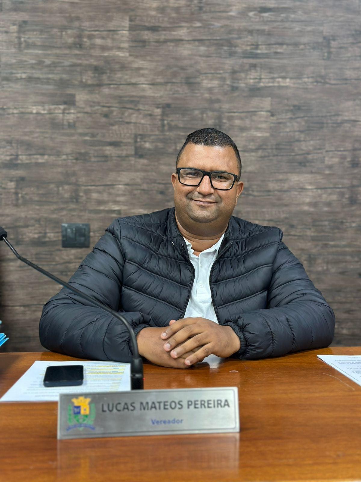 LUCAS MATEOS ARTICULA APOIO A PROJETO QUE PROÍBE VENDA DE COMBUSTÍVEL A MENORES